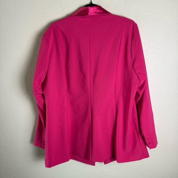 Torrid Pink Studio Refined Crepe Satin Lapel Blazer 2X 19173176 - Picture 9 of 16